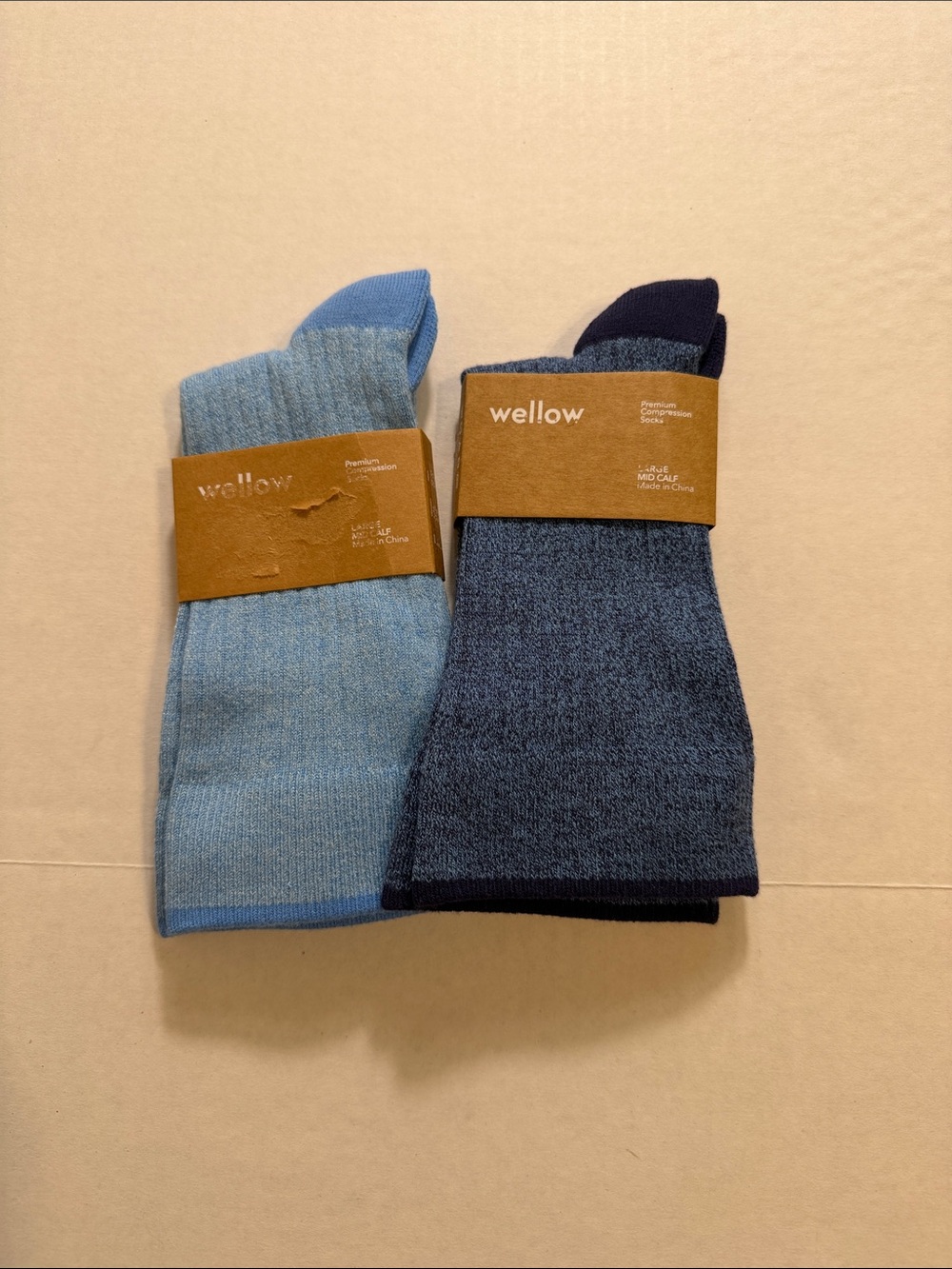 Bundle of 2 Wellow Signature Compression Socks